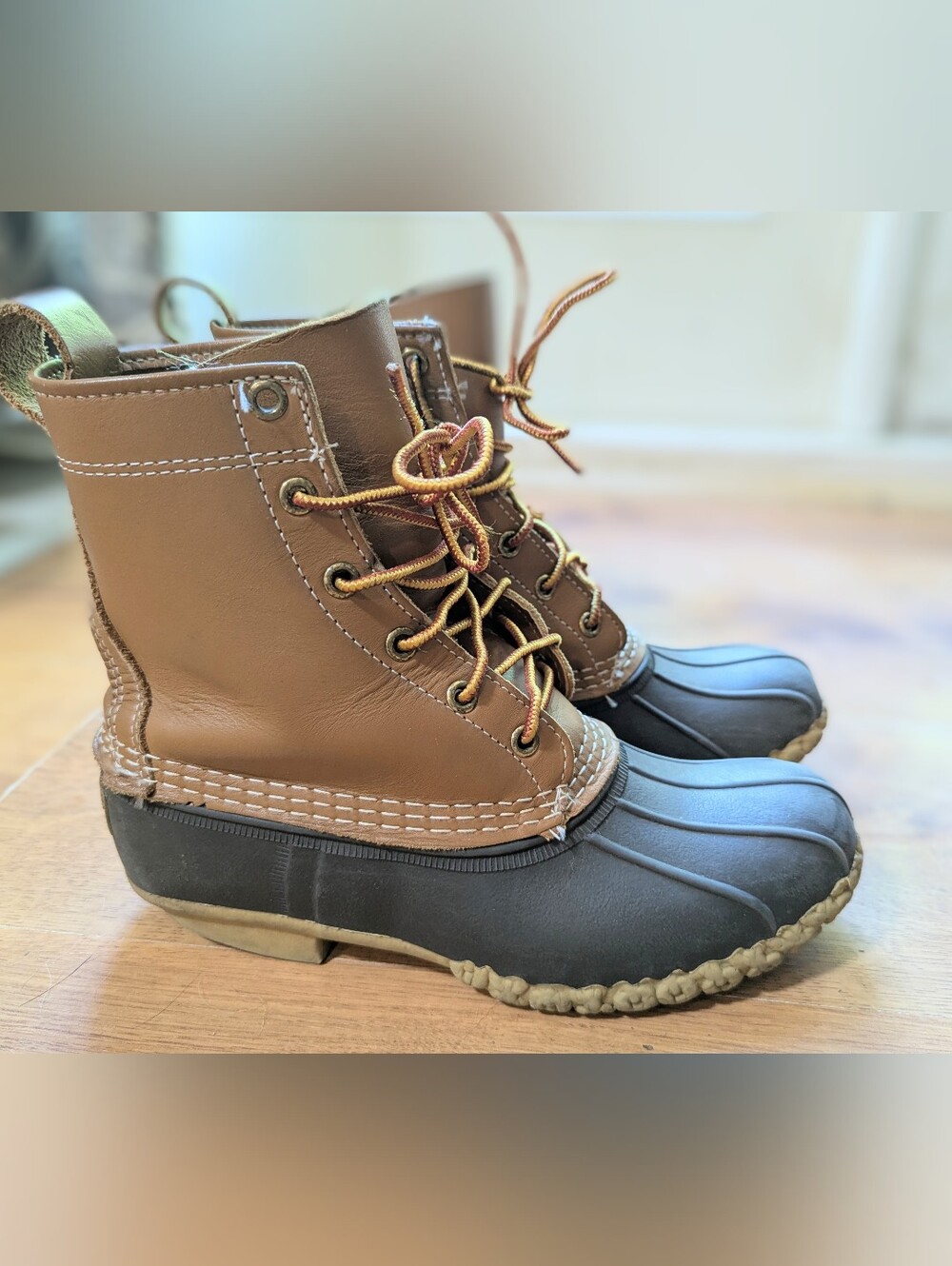 LL Bean 8" Bean Boots Women's 6 Tan Leather Duck Boots USA Made EUC